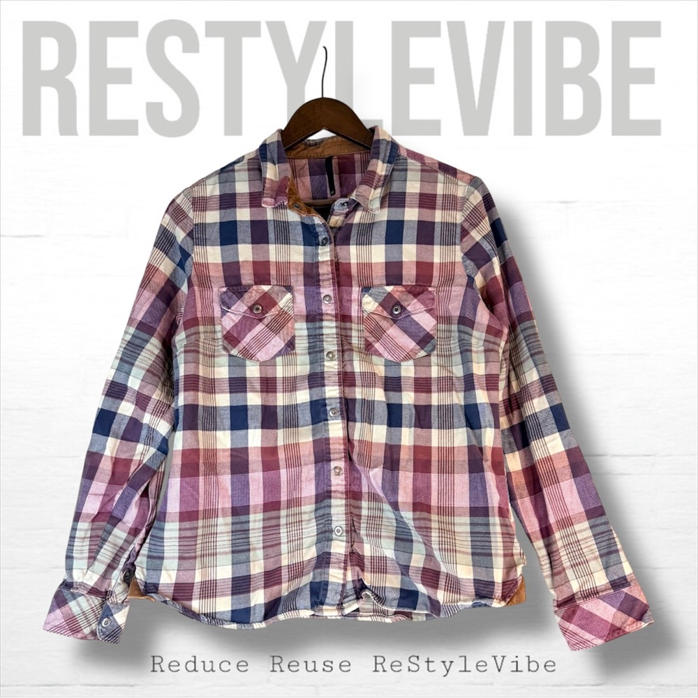 KUHL Women’s Size M Flannel Shirt Plaid Snap Front Close Long Sleeve